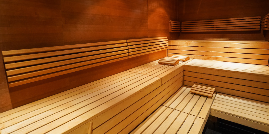 平和湯（徒歩1分／約70m）